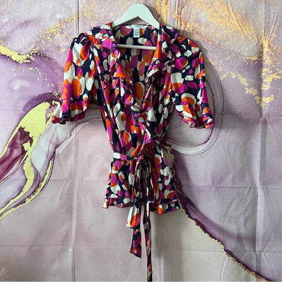 5/$30 DVF Multi-Color Silk Wrap Top Blouse 4 - Picture 1 of 4
